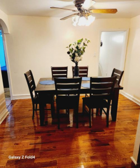 Cozy 1 Bedroom Business Suite
